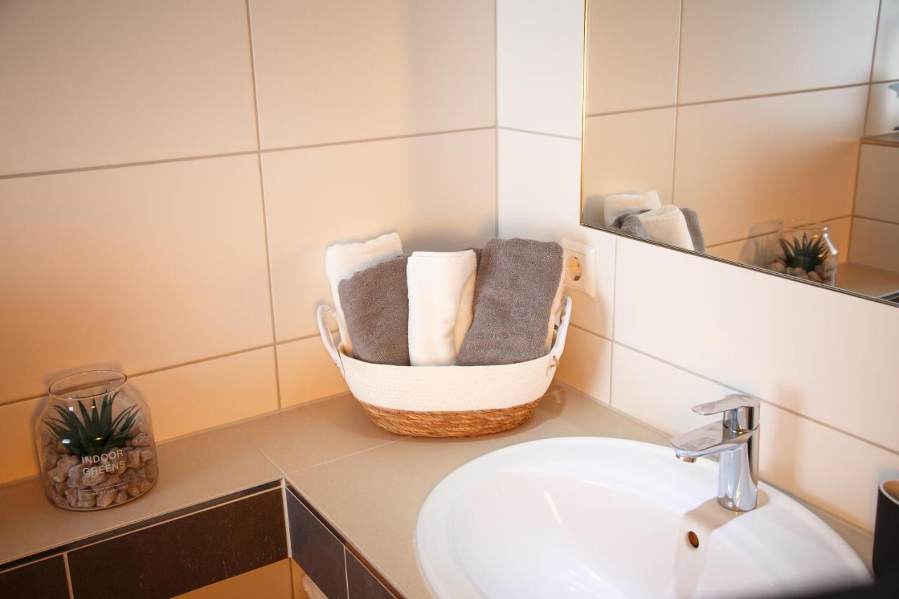 Winetime - Modern - Fuer 6 - Boxspringbetten - Zentral Bellheim ภายนอก รูปภาพ
